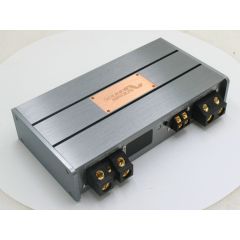 Soundmagus DC-DC voltage regulating power supply